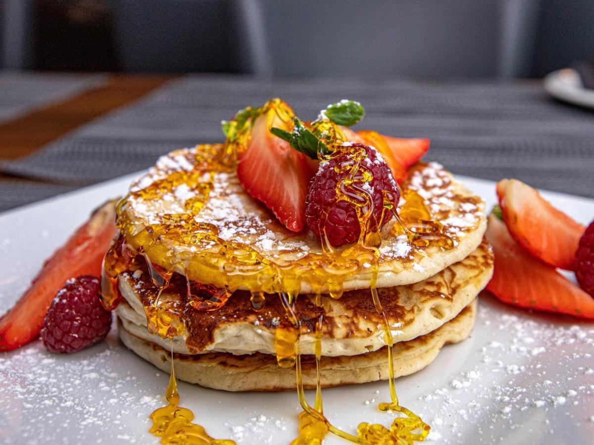 Sure Hotel By Best Western 로커비 외부 사진